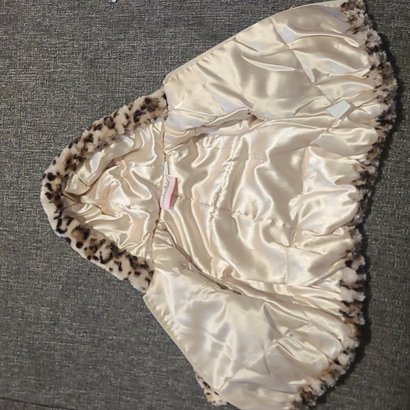 SOLD - Picture 4 of 6